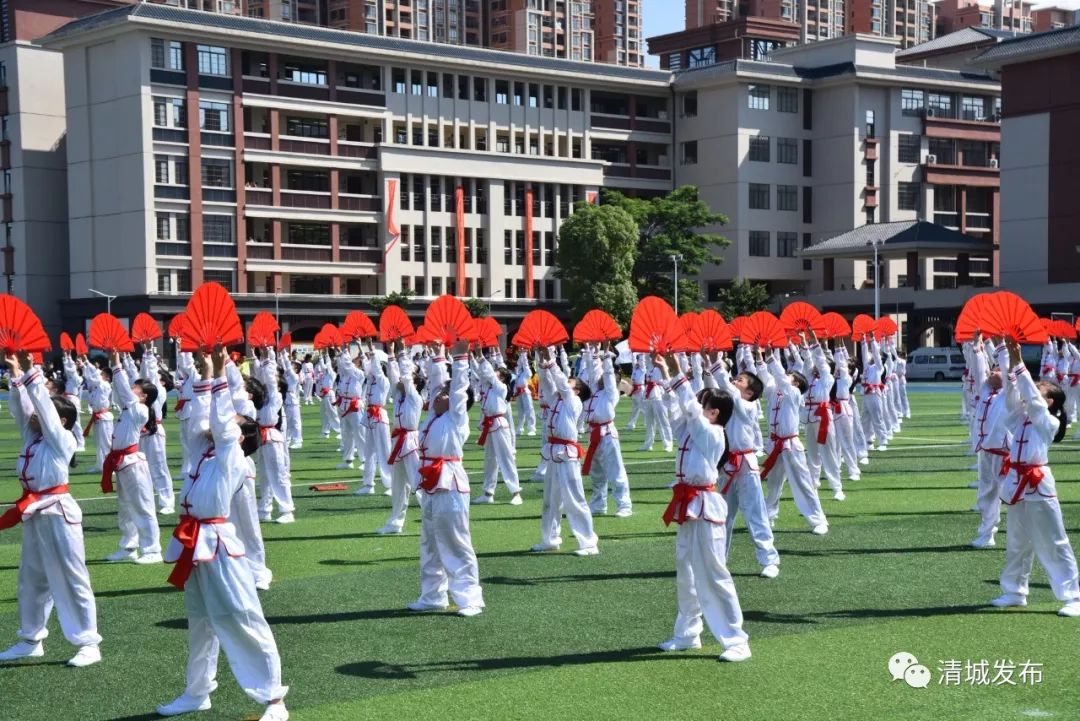 ac米兰体育官网-传统文化武术操大赛，青春身手展现民族魅力