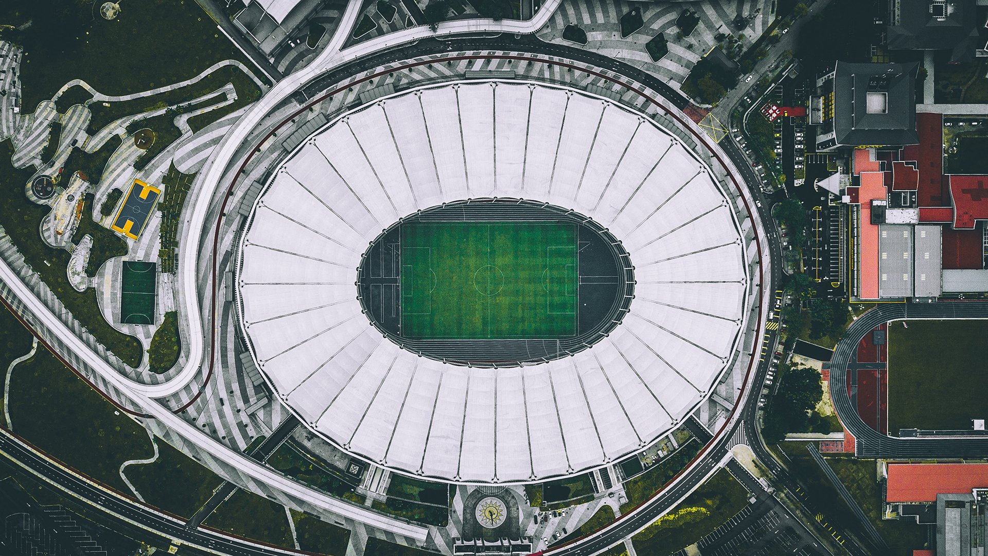 milan.com-沃尔夫斯堡球员奋力拼搏，最终夺得关键胜利，沃尔夫斯堡足球队最新新闻